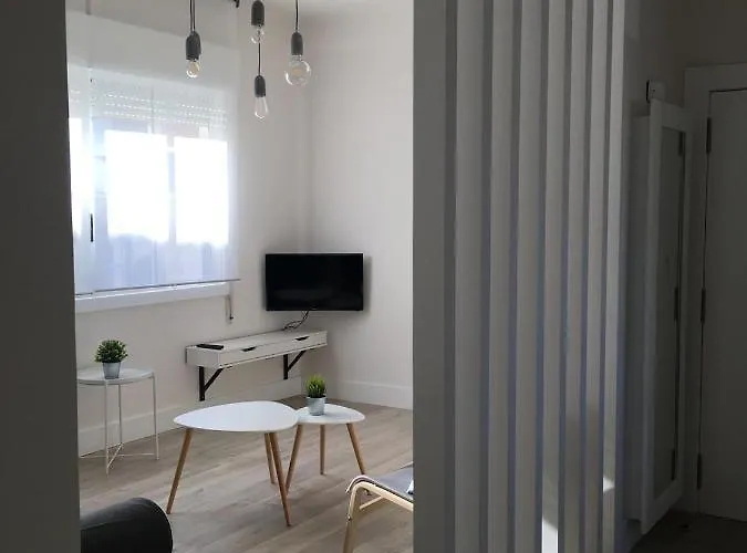 Luminoso Piso En Zona Monumental Con Vistas Al Lerez